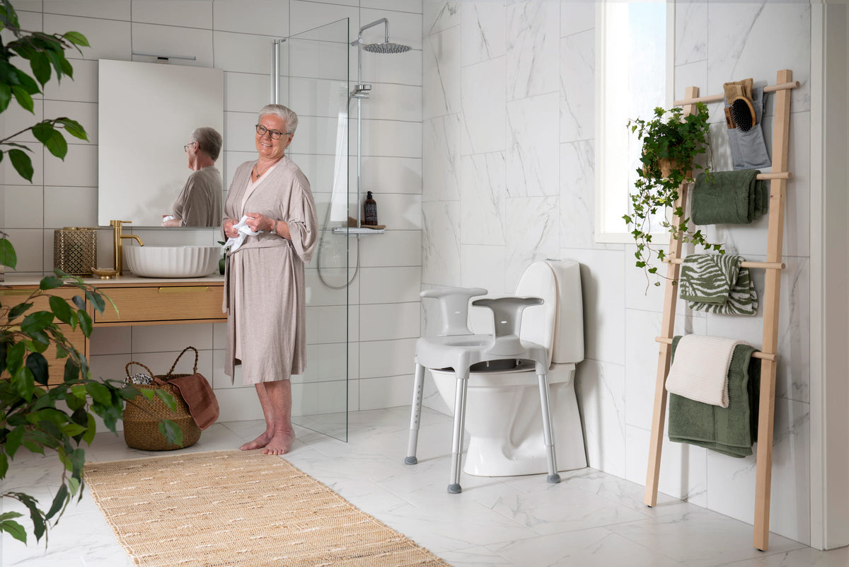 Etac Swift Toilettenstuhl und Toilettenstützgestell