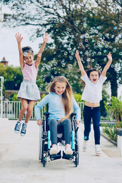 Детская инвалидная коляска Invacare Action 3 Junior