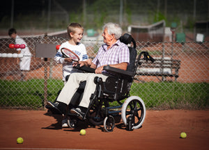 Invacare Rea Azalea Assist Multifunktionsrollstuhl