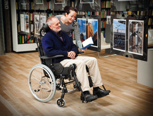 Invacare Rea Azalea Assist Multifunktionsrollstuhl