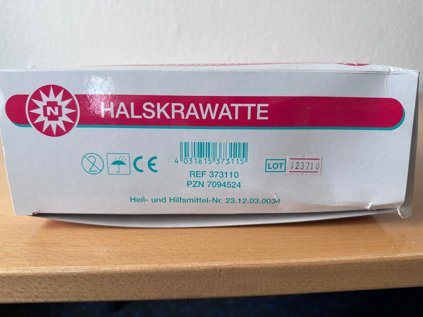 Noba Halskrawatte Größe S