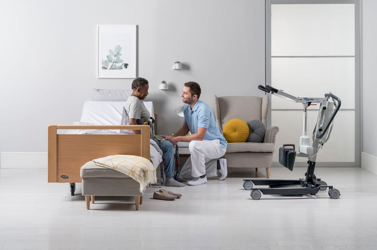 Invacare ISA COMPACT elektrische Aufstehhilfe bis 140 kg