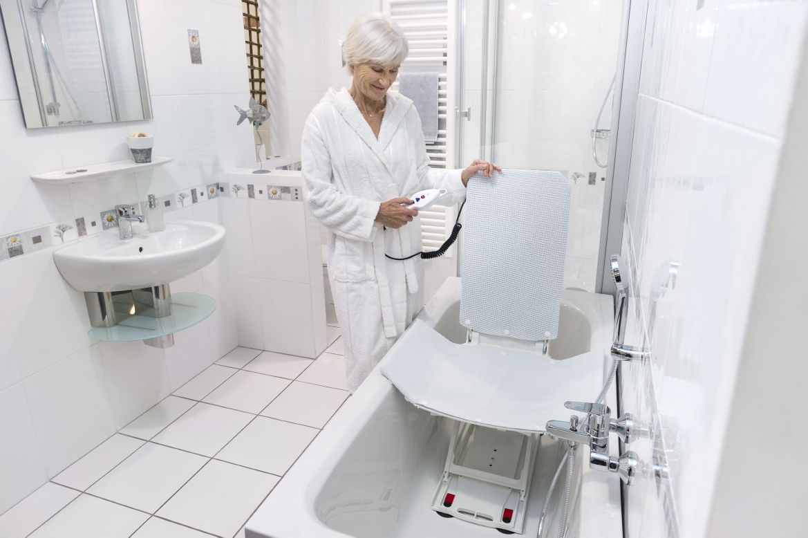 Invacare Aquatec Orca Badewannenlift