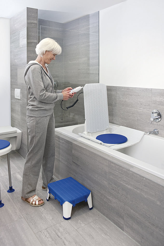 Invacare Aquatec Orca Badewannenlift