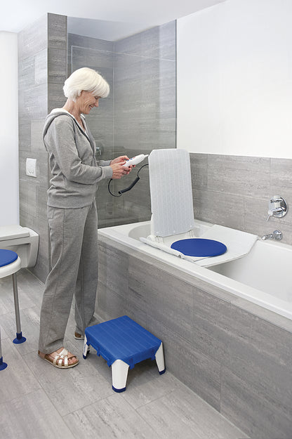 Invacare Aquatec Orca Badewannenlift