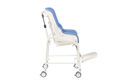 R82 Swan Curo Dusch- und Toilettenrollstuhl